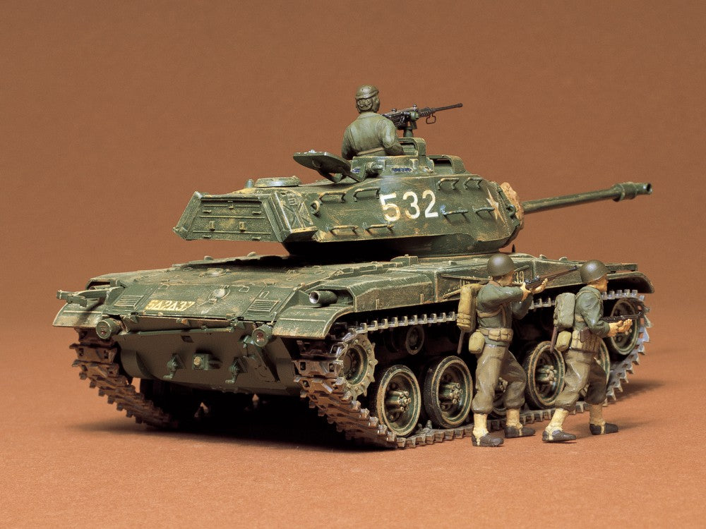 Tamiya 1/35 American M41 Pitbull Light Tank 35055 Assembled Model
